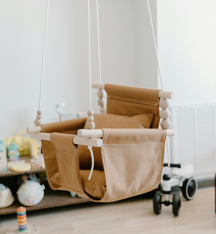 Babyʼs furniture and accessories